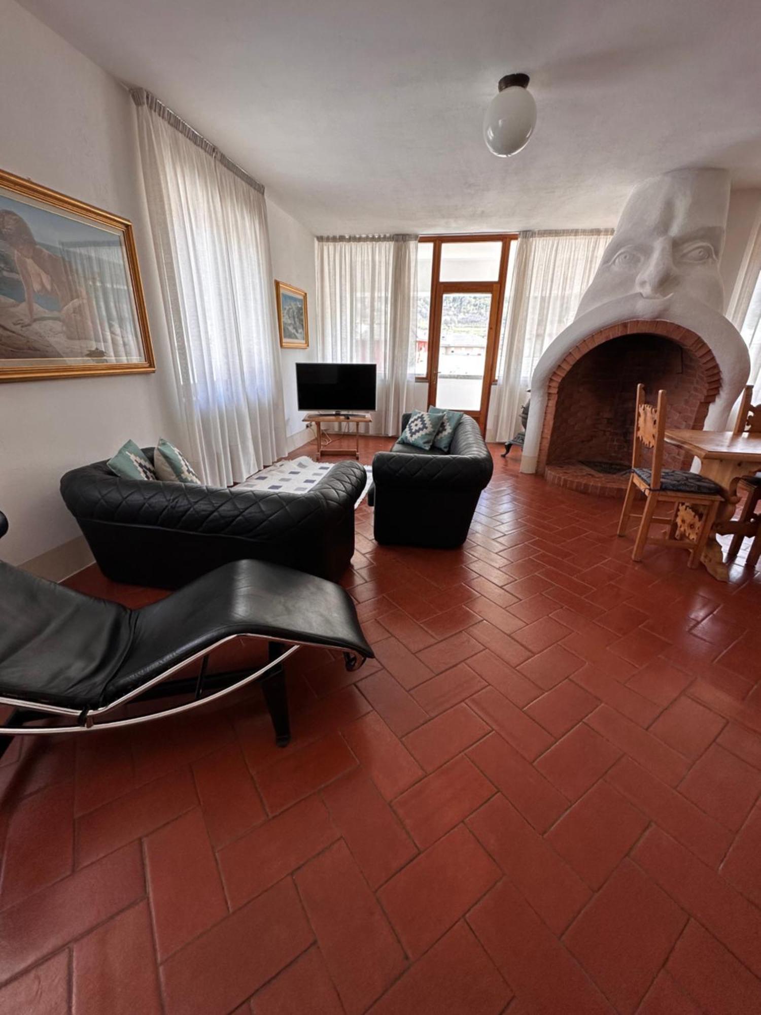 Ampio Appartamento Con Vista “Casa Magro” Tirano Esterno foto