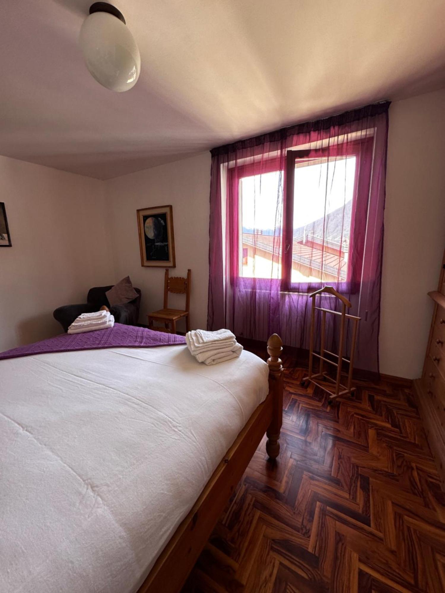 Ampio Appartamento Con Vista “Casa Magro” Tirano Esterno foto